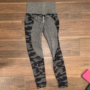 Women's Gray Camo Leggings
